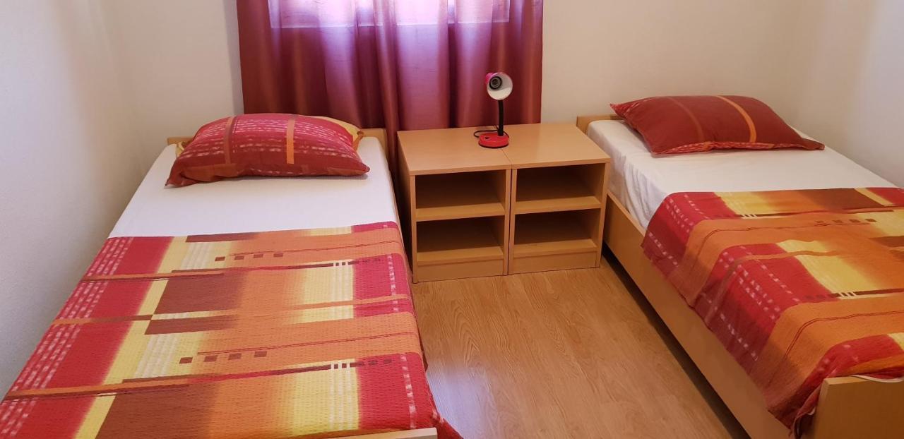 Apartmani Vranjkovic Vodice Bagian luar foto