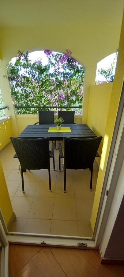 Apartmani Vranjkovic Vodice Bagian luar foto