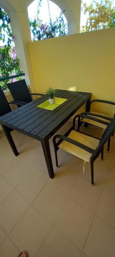 Apartmani Vranjkovic Vodice Bagian luar foto